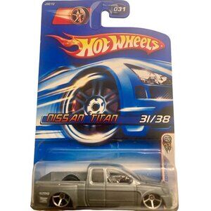 Hot Wheels 2006 First Editions Nissan Titan Die-Cast Truck 31/38